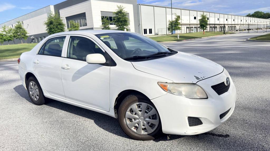 2009 Toyota Corolla - $3,900
