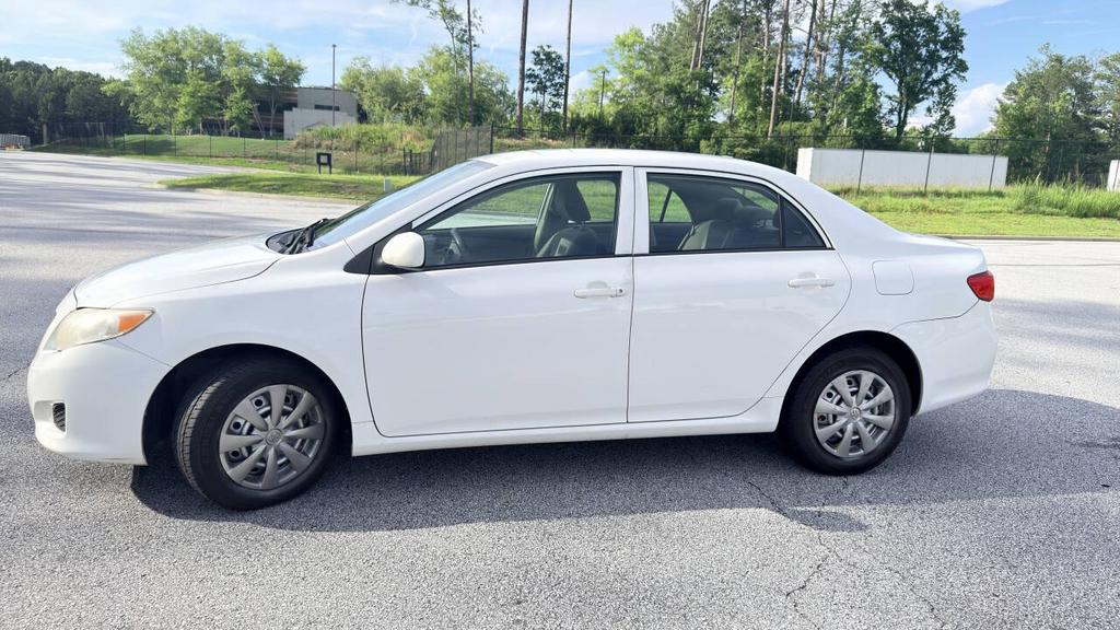 2009 Toyota Corolla - $3,900
