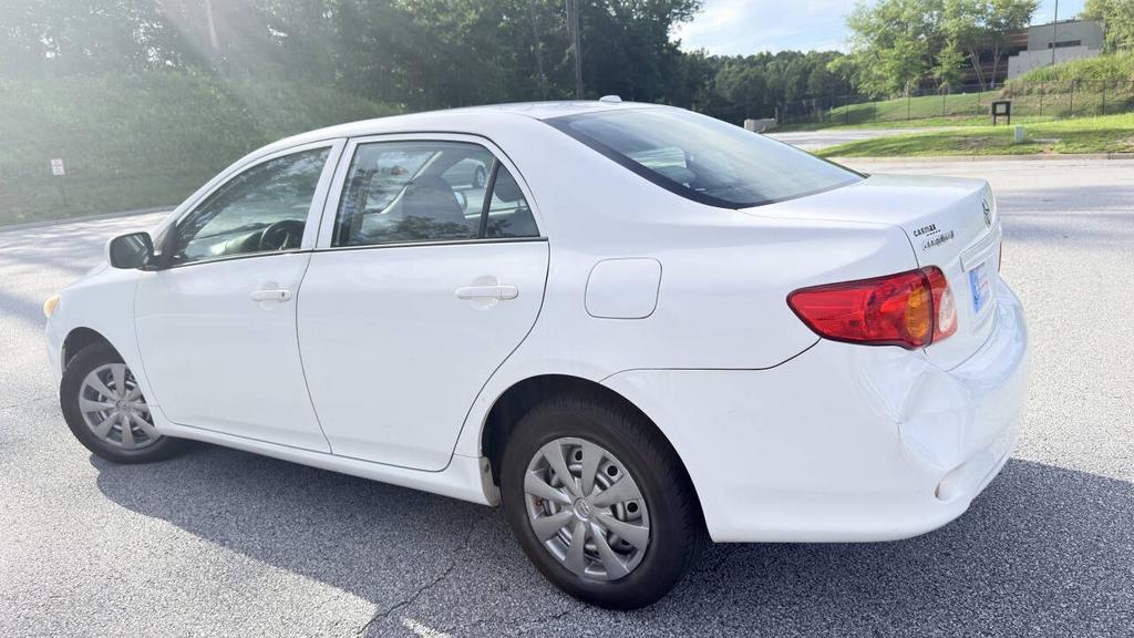 2009 Toyota Corolla - $3,900