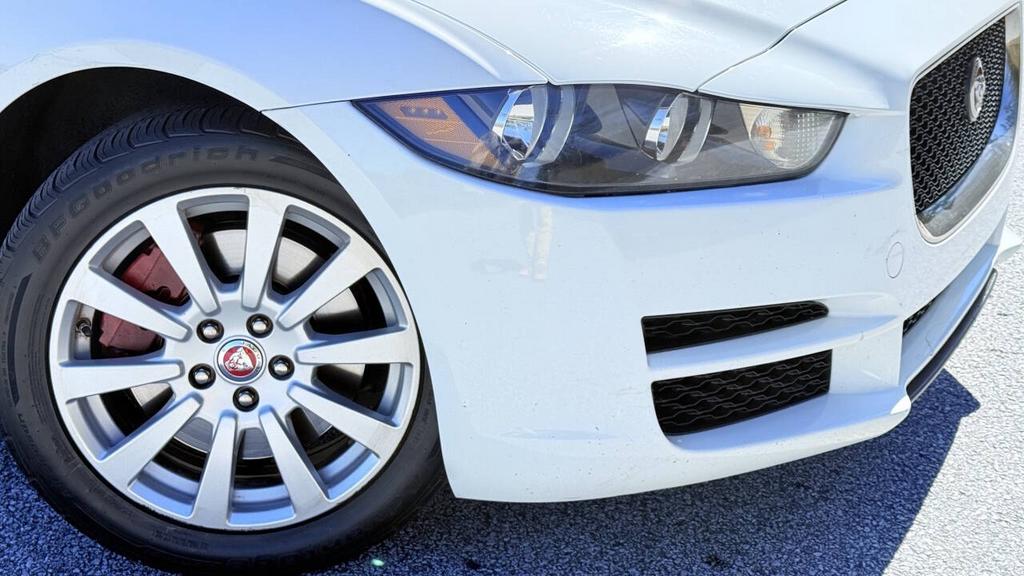 2019 Jaguar XE - $7,800