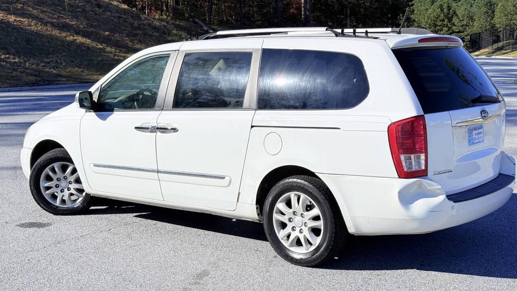 2012 Kia Sedona - $5,500