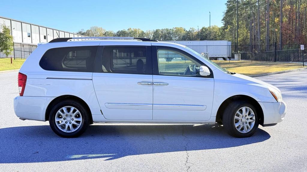 2012 Kia Sedona - $5,500