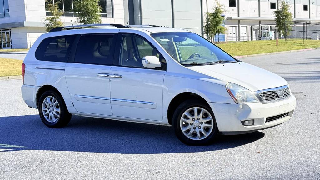 2012 Kia Sedona - $5,500