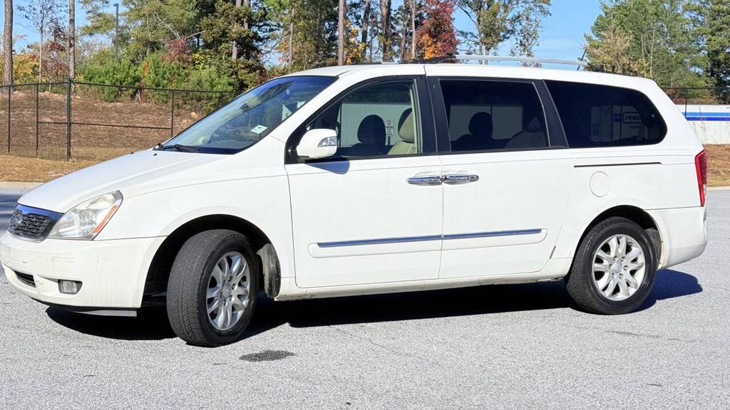 2012 Kia Sedona - $5,500