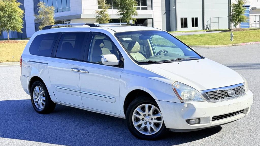 2012 Kia Sedona - $5,500