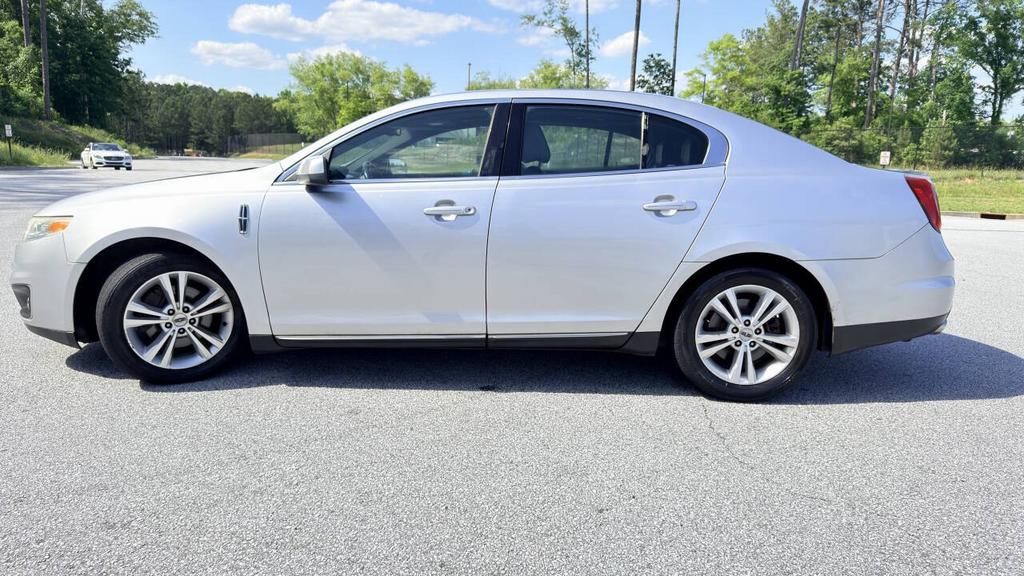 2010 Lincoln MKS - $4,900
