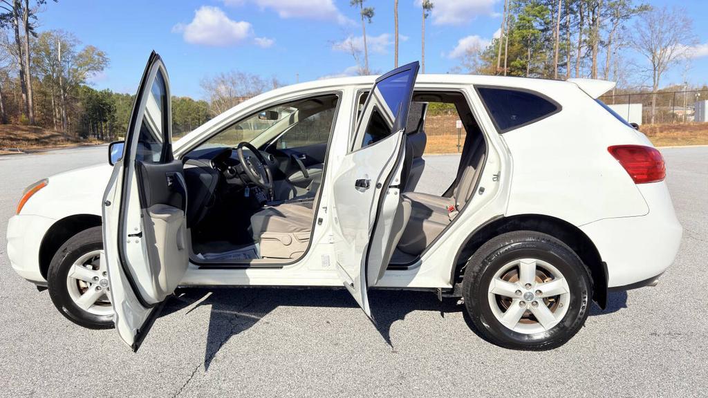 2013 Nissan Rogue - $4,800