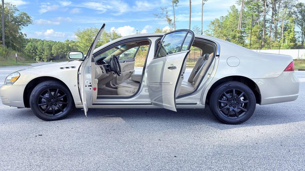 2008 Buick Lucerne - $5,500