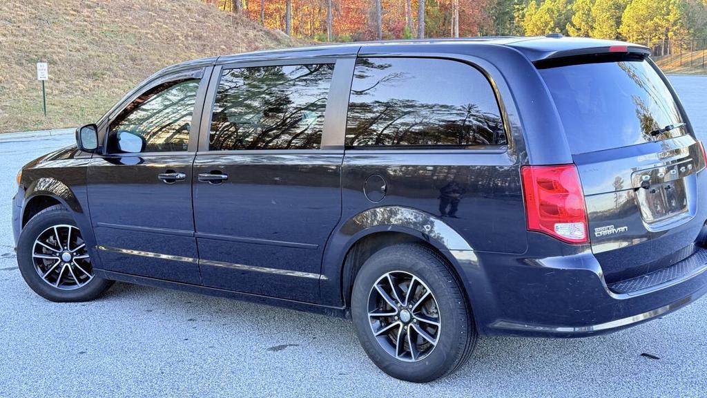 2015 Dodge Grand Caravan - $5,500