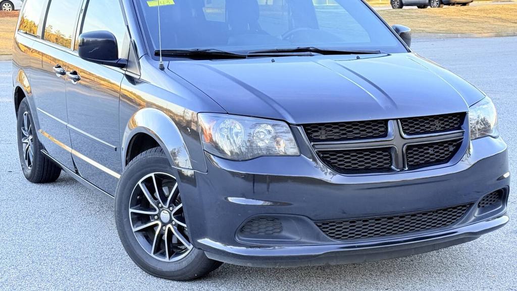 2015 Dodge Grand Caravan - $5,500