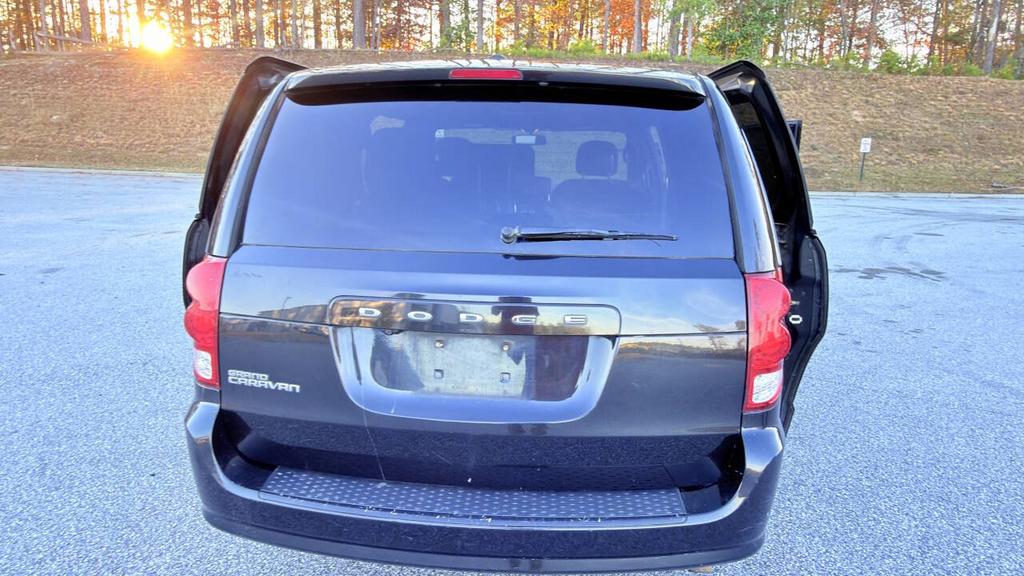 2015 Dodge Grand Caravan - $5,500