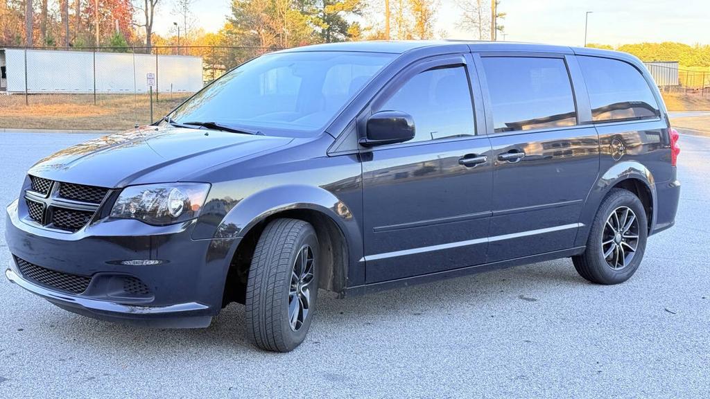 2015 Dodge Grand Caravan - $5,500