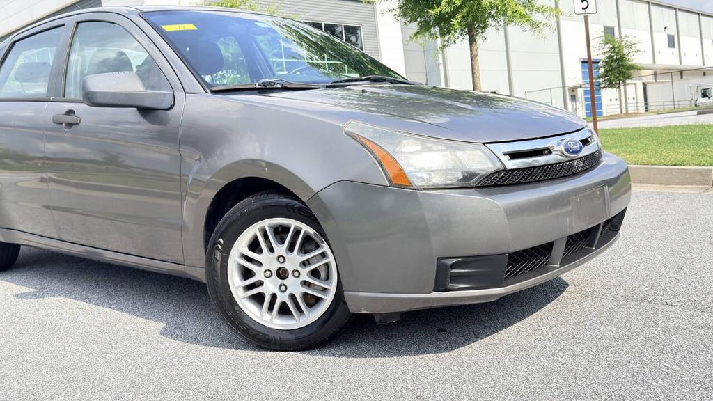 2010 Ford Focus - $2,850