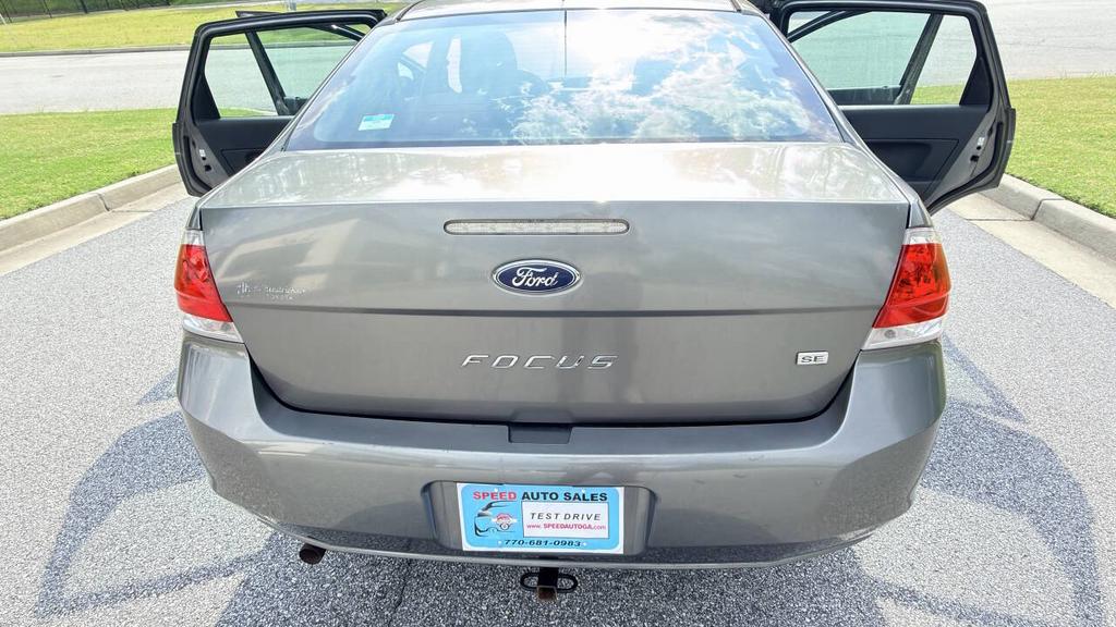 2010 Ford Focus - $2,850