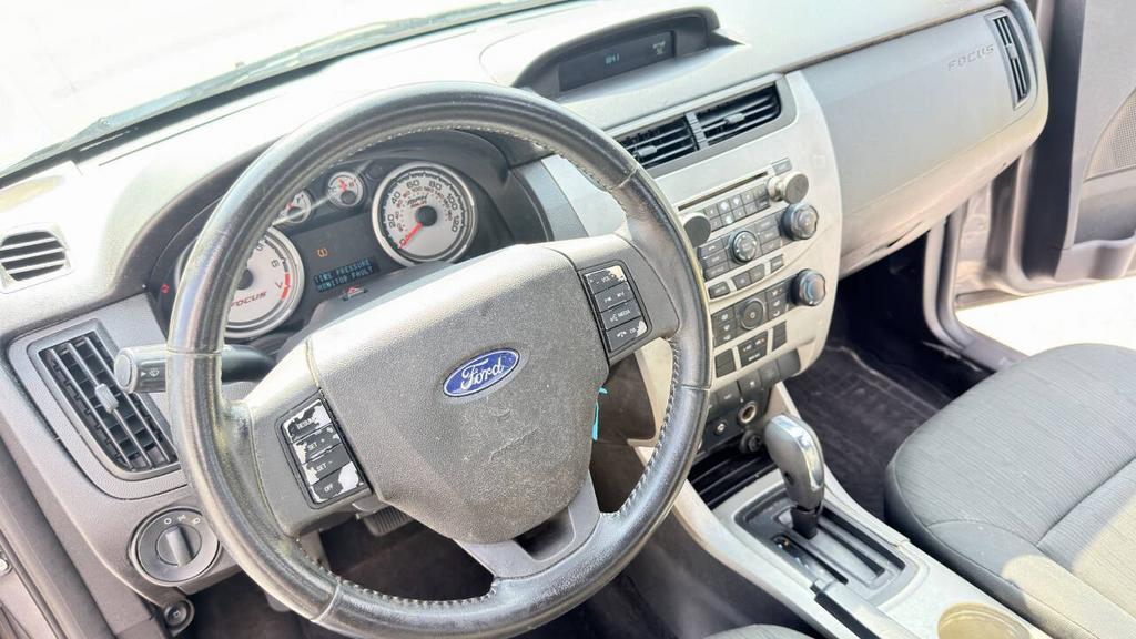 2010 Ford Focus - $2,850