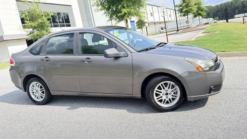 2010 Ford Focus - $2,850