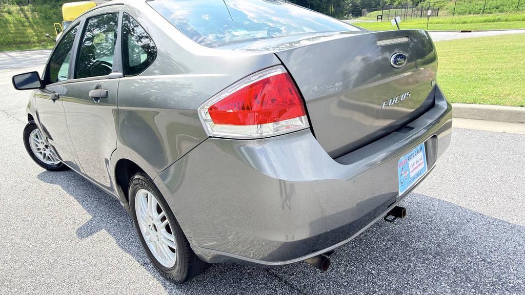 2010 Ford Focus - $2,850