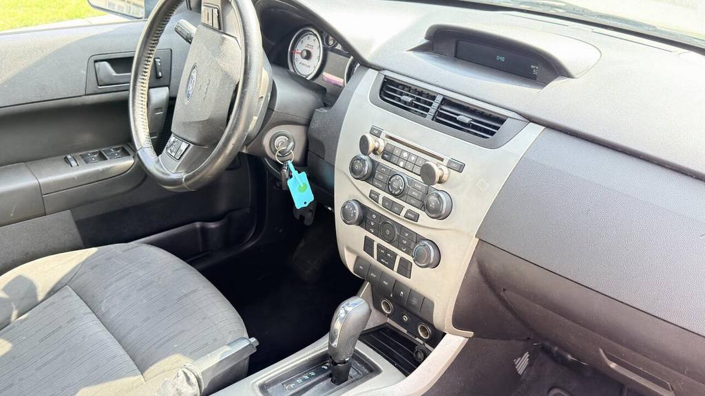 2010 Ford Focus - $2,850