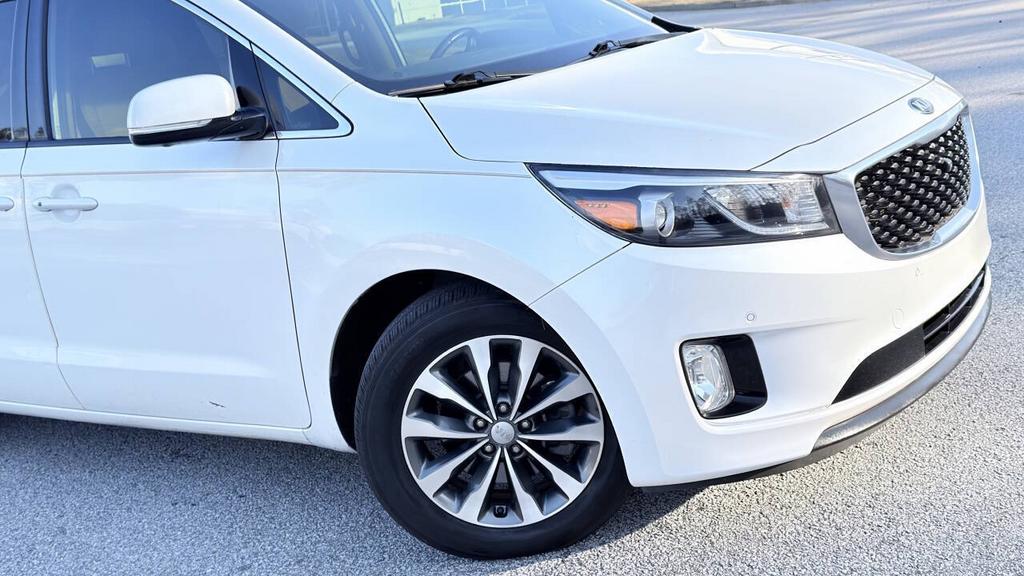 2016 Kia Sedona - $6,500