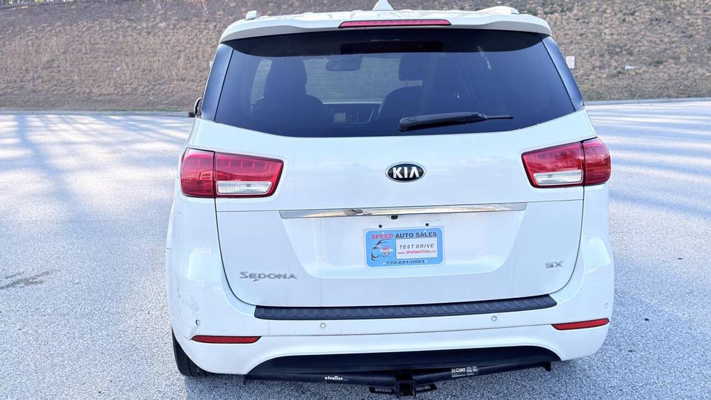 2016 Kia Sedona - $6,500