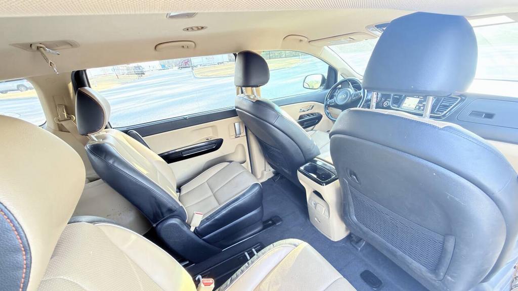 2016 Kia Sedona - $6,500
