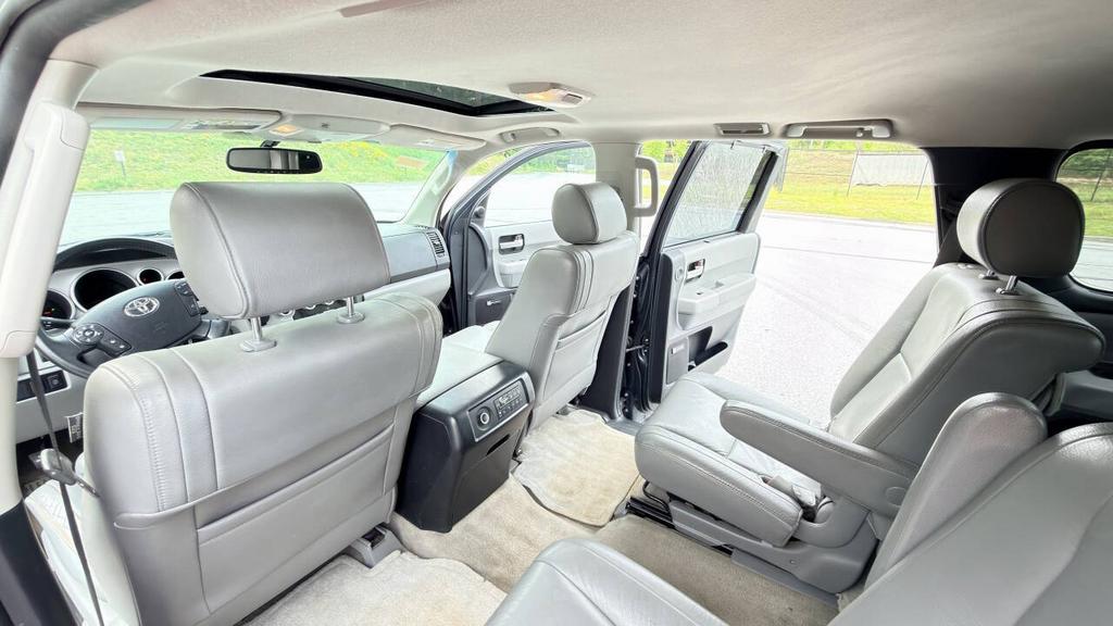 2008 Toyota Sequoia - $5,950
