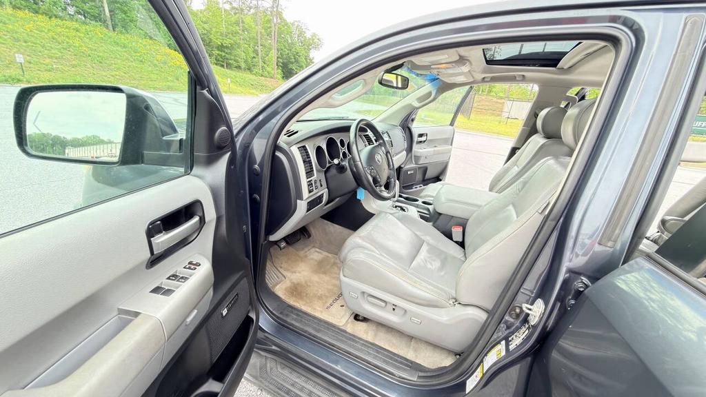 2008 Toyota Sequoia - $5,950