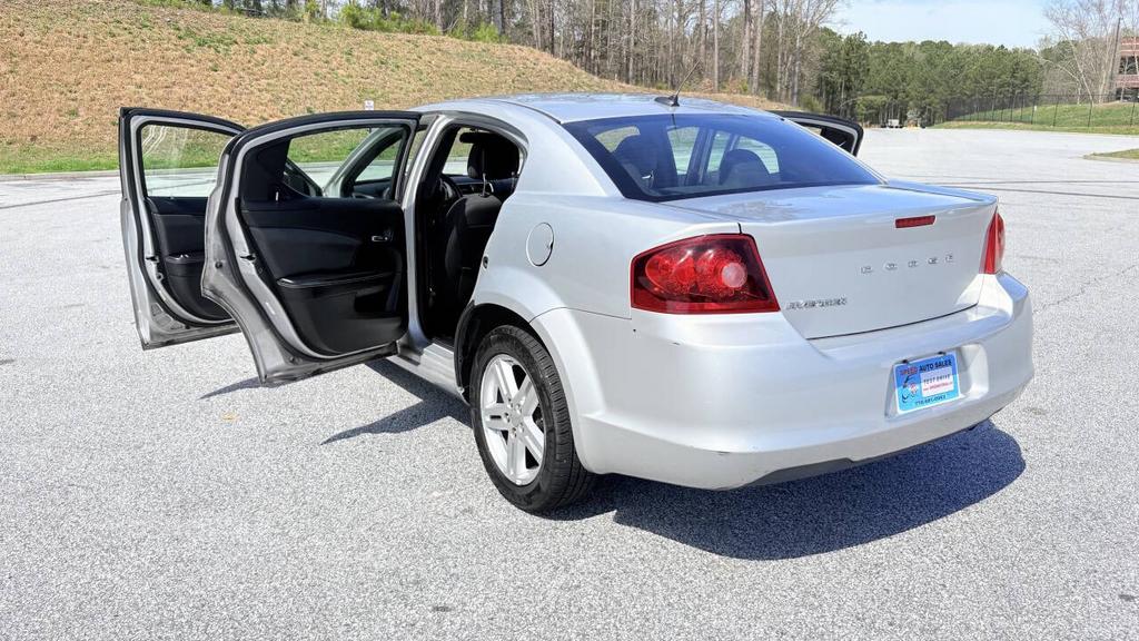 2012 Dodge Avenger - $4,900
