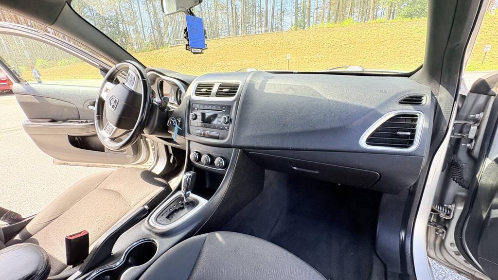 2012 Dodge Avenger - $4,900