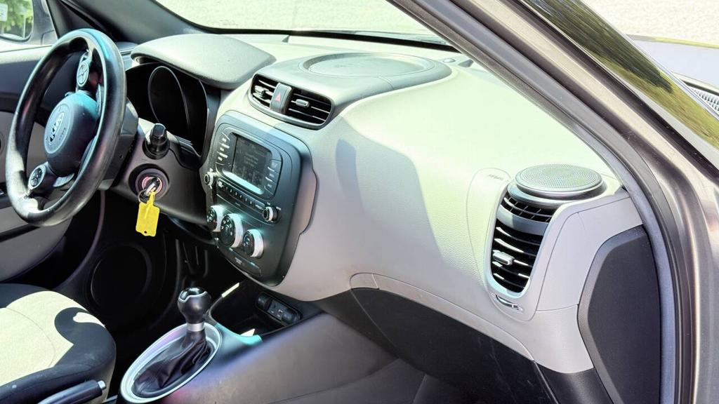 2017 Kia Soul - $7,500