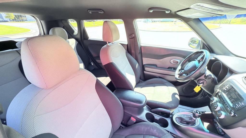 2017 Kia Soul - $7,500