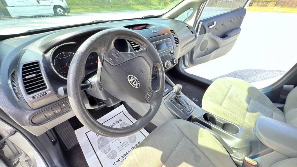2014 Kia Forte - $4,900