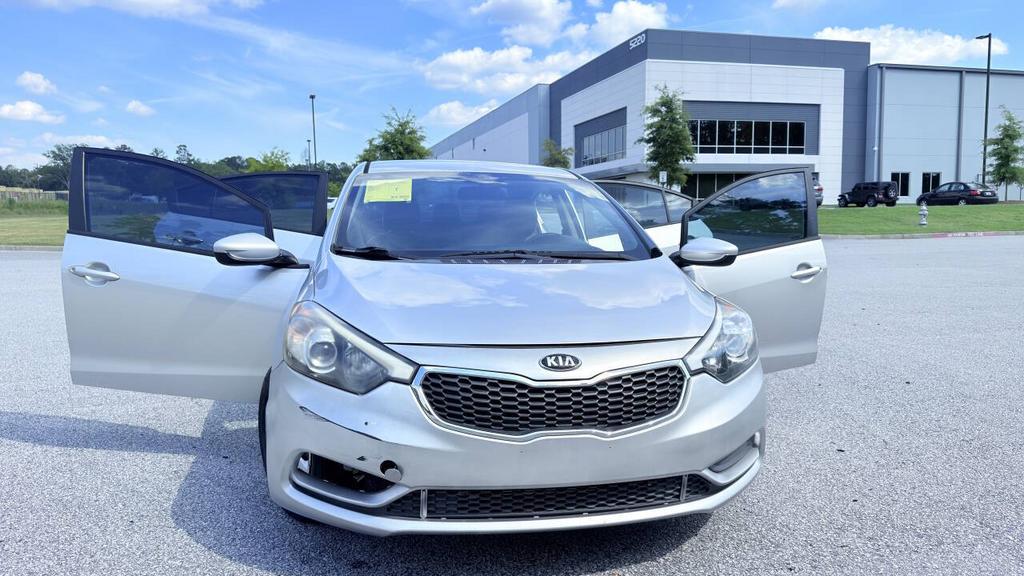 2014 Kia Forte - $4,900