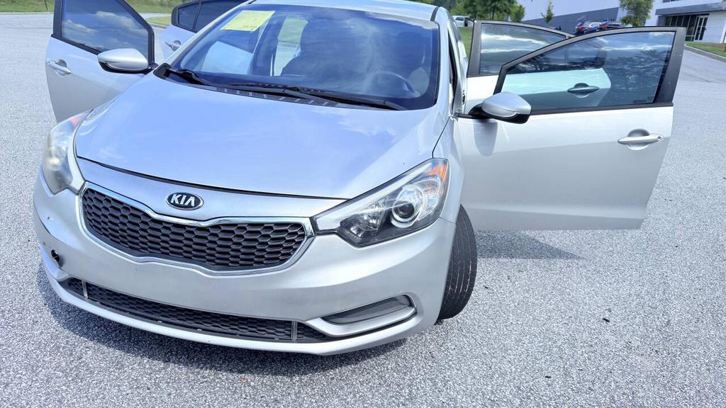 2014 Kia Forte - $4,900