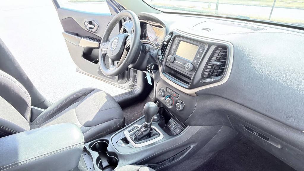 2018 Jeep Cherokee - $6,850