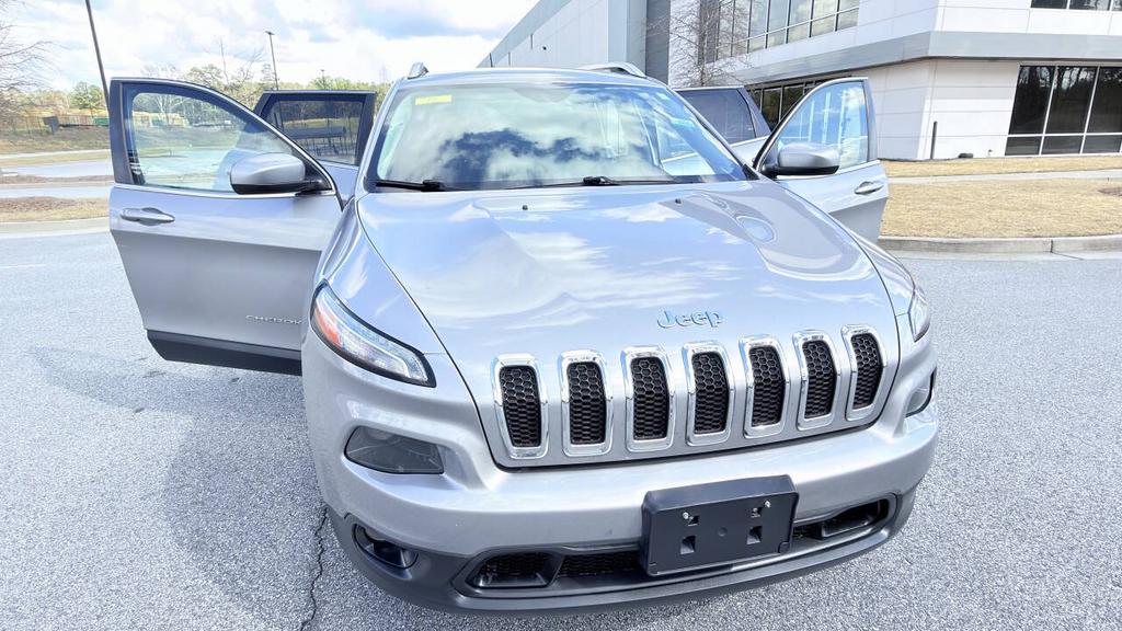 2018 Jeep Cherokee - $6,850