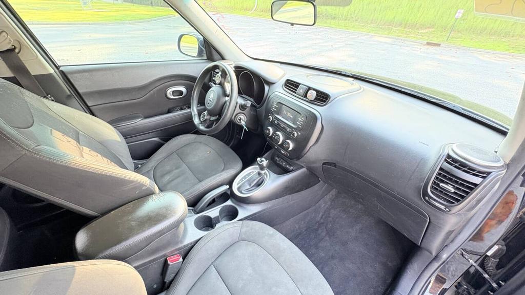 2016 Kia Soul - $5,500