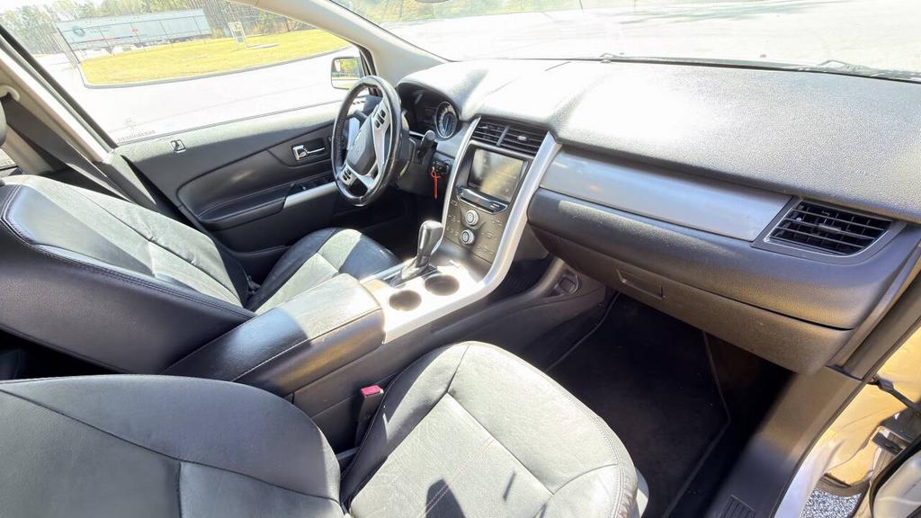2013 Ford Edge - $5,900