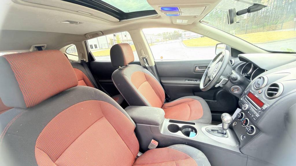 2008 Nissan Rogue - $3,800