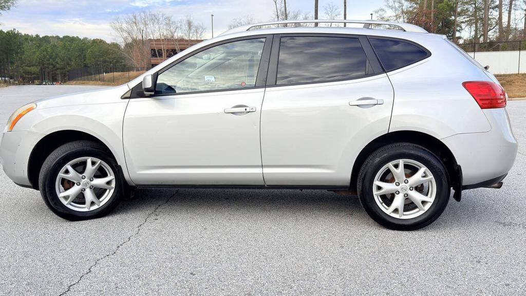 2008 Nissan Rogue - $3,800