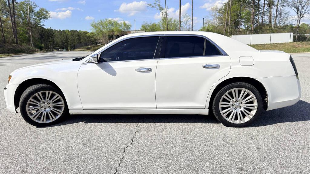 2011 Chrysler 300 - $4,900