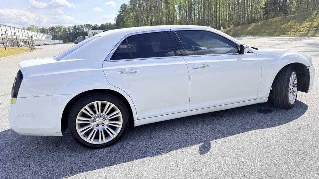 2011 Chrysler 300 - $4,900