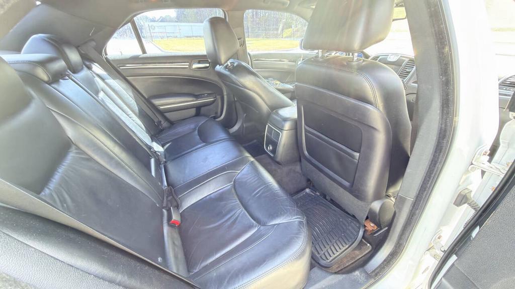 2011 Chrysler 300 - $4,900
