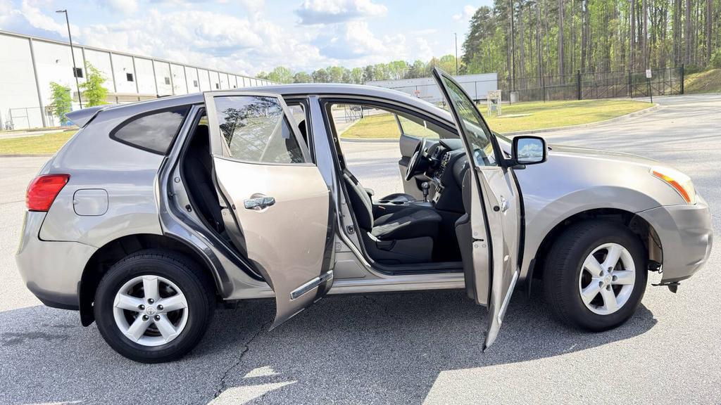 2013 Nissan Rogue - $4,950