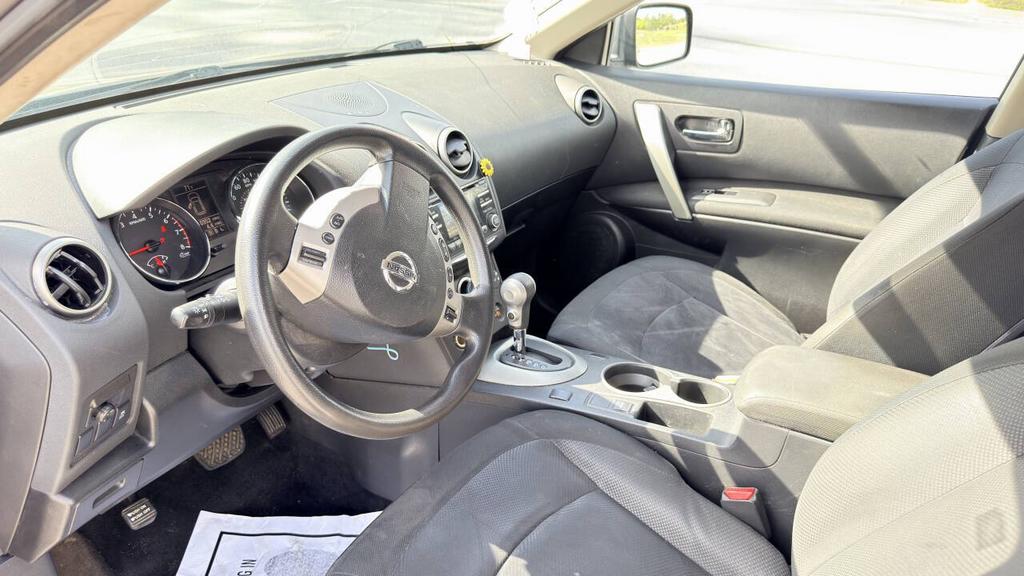 2013 Nissan Rogue - $4,950