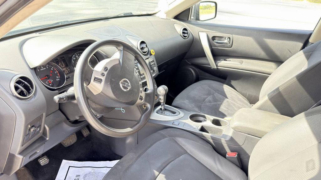 2013 Nissan Rogue - $4,950