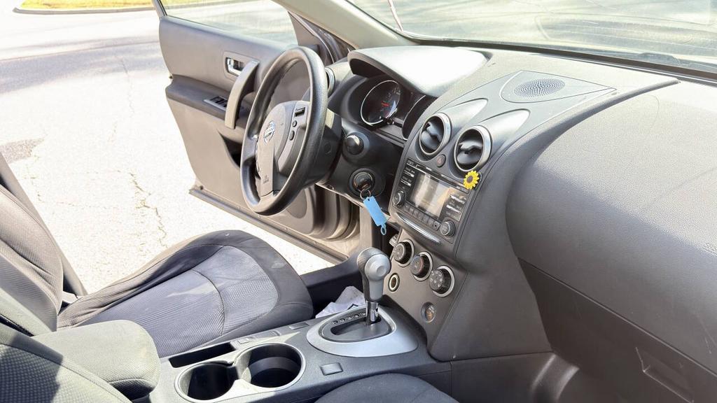2013 Nissan Rogue - $4,950
