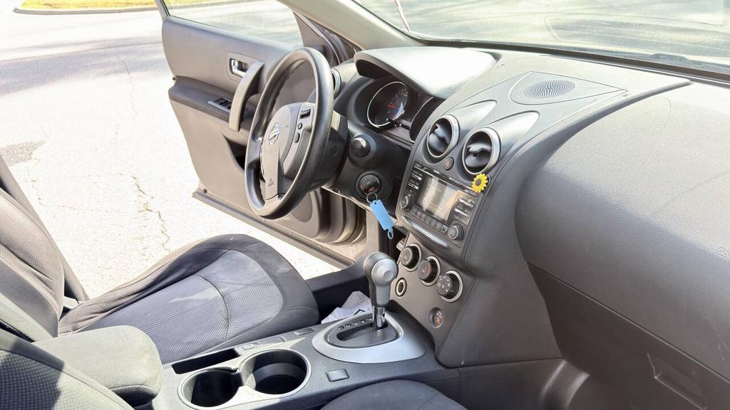 2013 Nissan Rogue - $4,950
