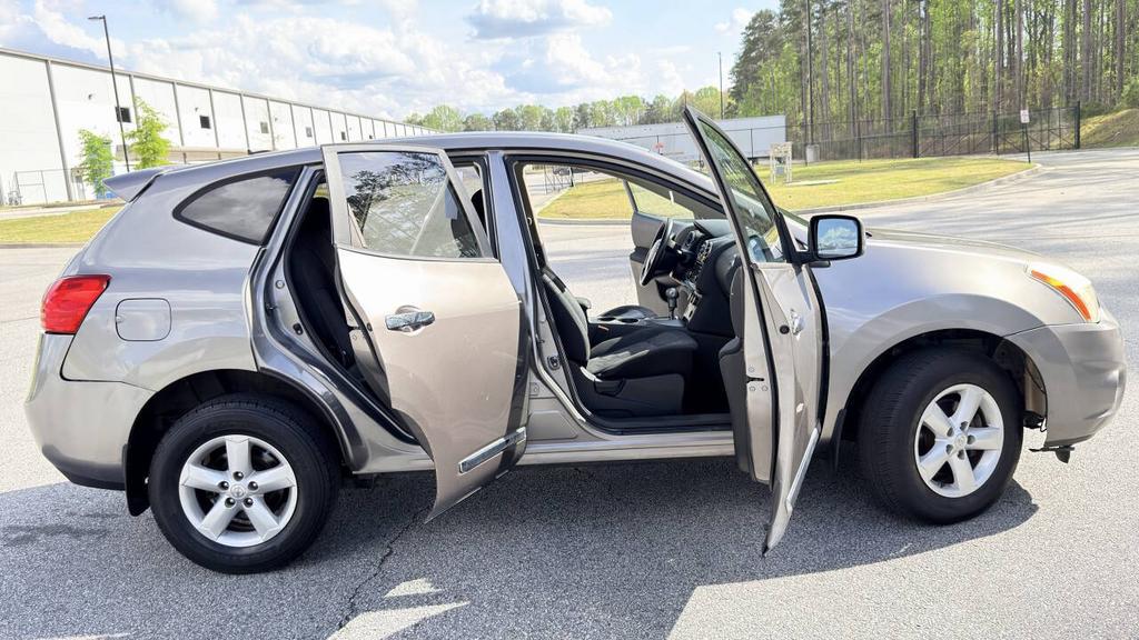 2013 Nissan Rogue - $4,950
