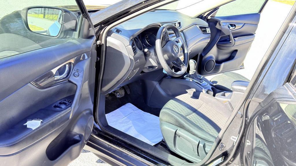 2018 Nissan Rogue - $5,500